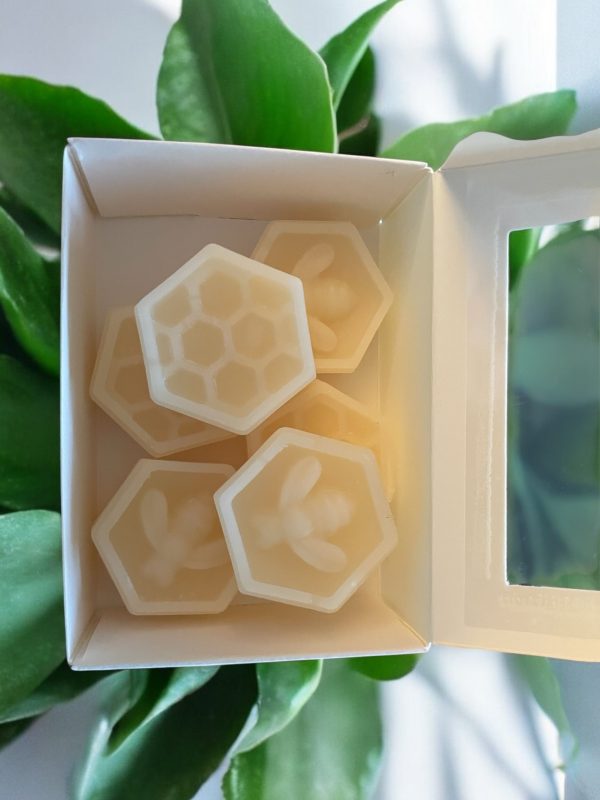 100% Fragranced Beeswax Wax Melts - Image 2