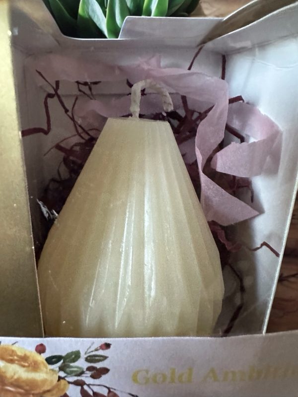 100% Fragranced Beeswax Candles - Image 13