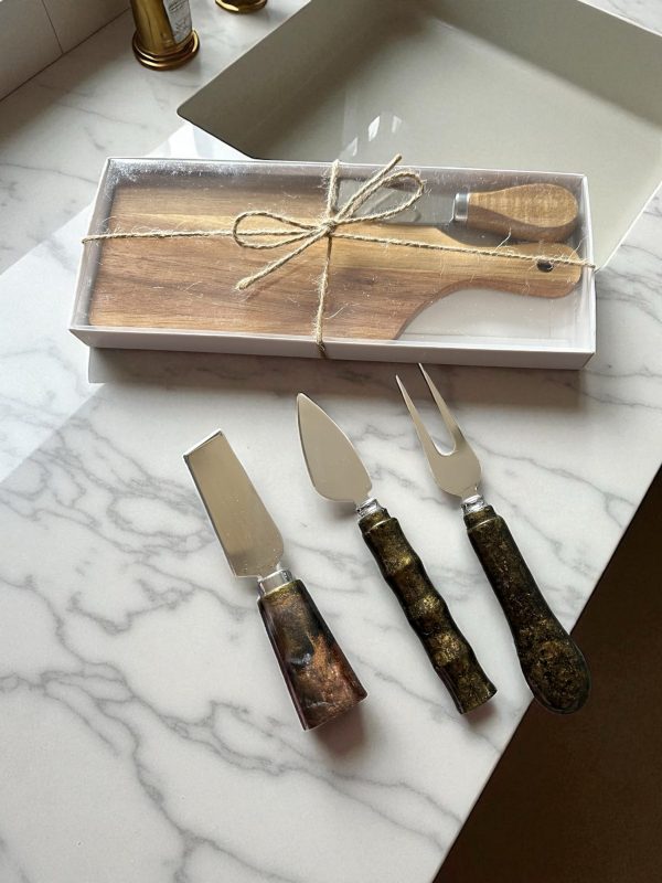 Handmade Cheese Board Gift Set - Image 5