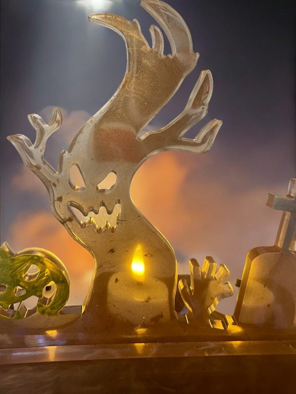 Handmade Resin Halloween Triple Tea Light Holders - Image 3