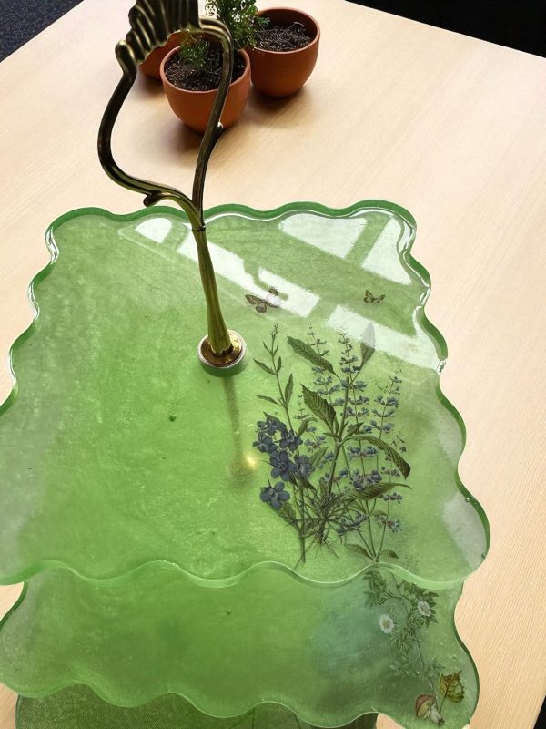 Handmade Resin Three Tier Cake Stand - Image 6