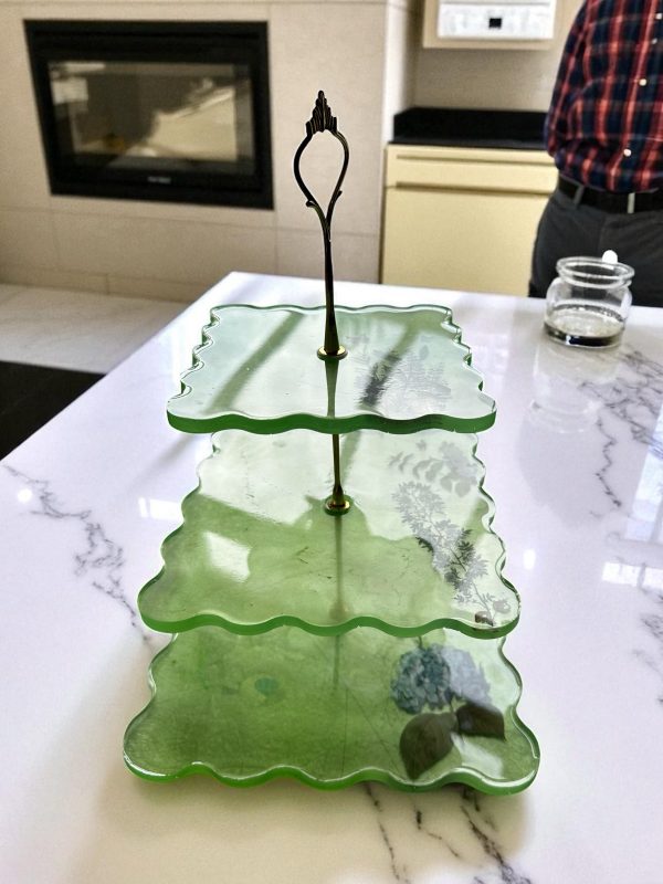 Handmade Resin Three Tier Cake Stand - Image 2