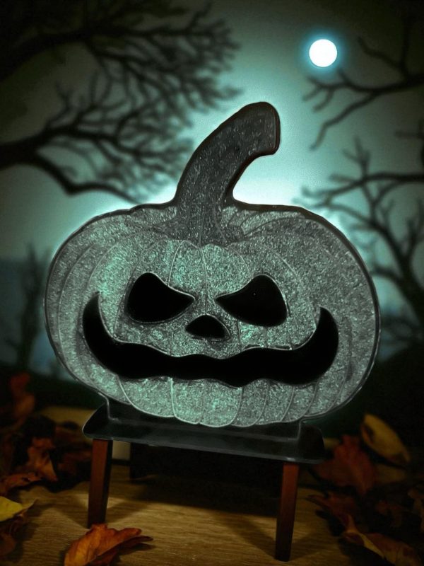 Handmade Pumpkin Picture on a Stand - Image 3