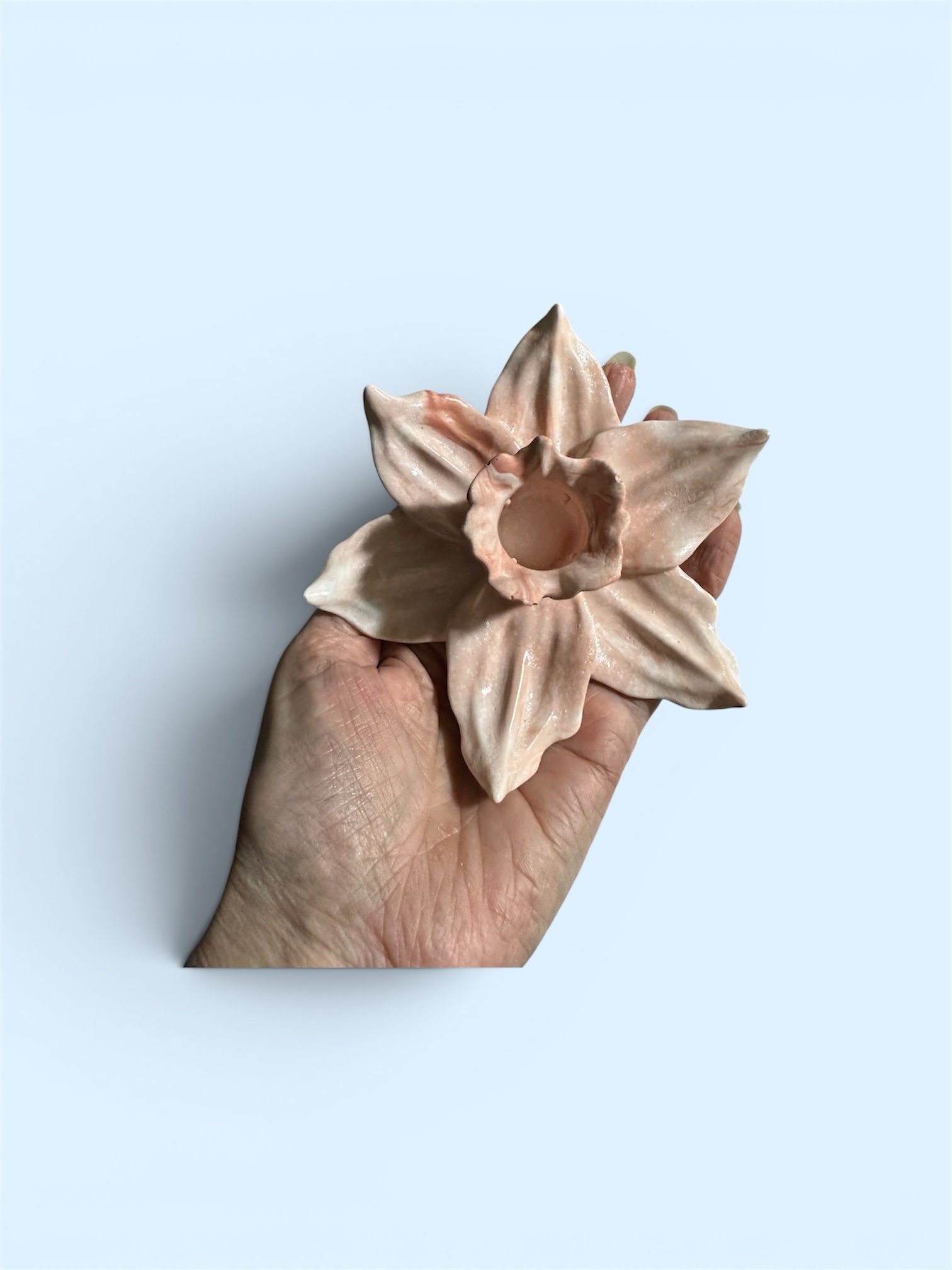 Handmade Marbelux Flower ‘Pillar’ Candle Holders - Image 3